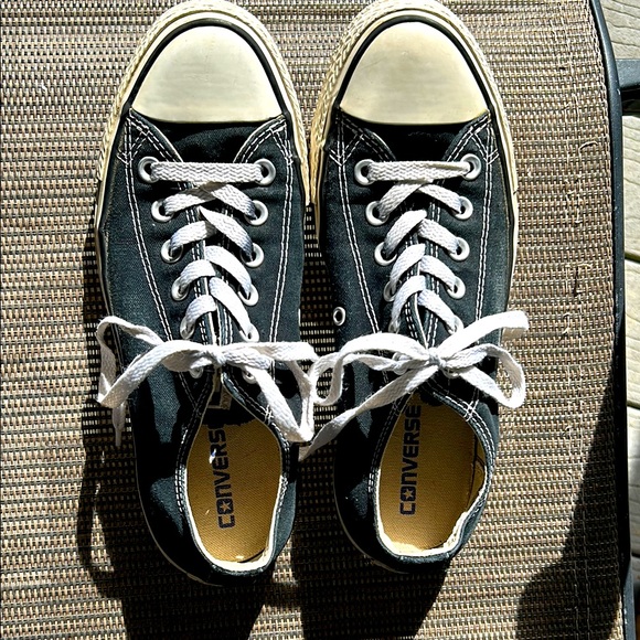 Converse Classic Unisex Black Beige Canvas Shoes - Picture 1 of 7